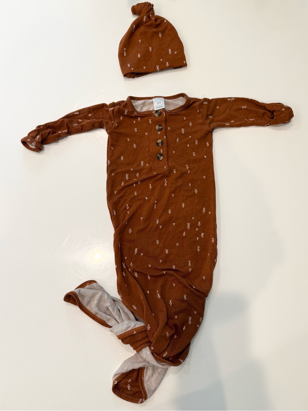 Lou Lou and co Trey Knot Gown and Hat Pajama Set